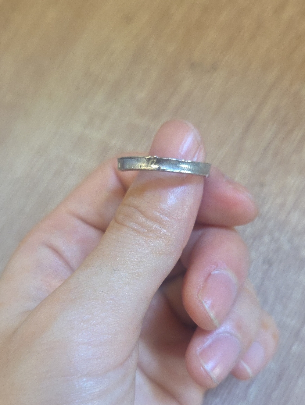 Silver ring - Picture 5 of 8